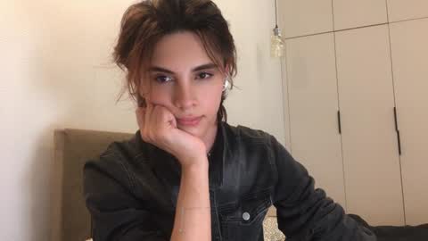 Snapshot of k0sta_32 chatting on 12.28.24 k0sta online show from 12.28.24