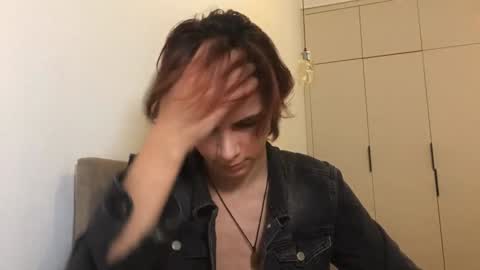 Snapshot of k0sta_32 chatting on 12.30.24 k0sta online show from 12.30.24