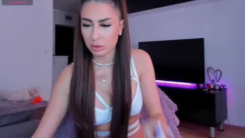 k_chic1 online show from 03.05.25