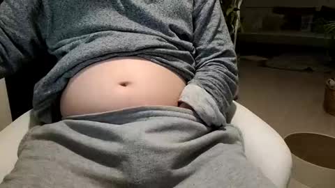 Snapshot of k_e_n_0555 chatting on 12.02.25 KI e697a5e69cac online show from 12.02.25