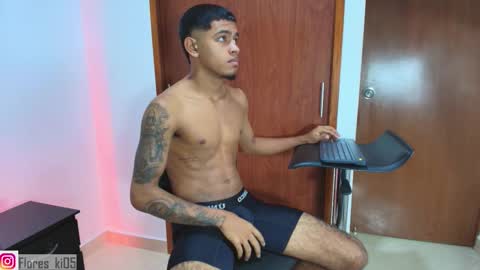 Snapshot of k_florez chatting on 02.23.26 k_florez online show from 02.23.26