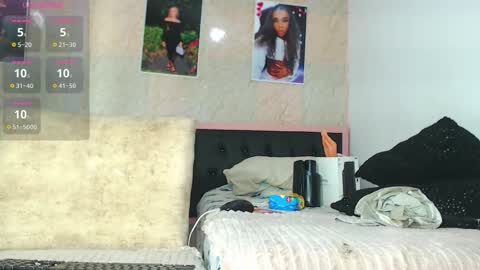 Snapshot of k_stormi_ chatting on 12.04.25 STORMI online show from 12.04.25