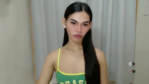 Snapshot of kaamy_dake chatting on 02.04.25 KAAMY online show from 02.04.25