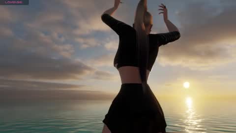 Snapshot of kagome__higurashi chatting on 03.09.25 Emily online show from 03.09.25