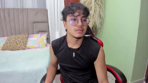 Snapshot of kai_storn chatting on 02.01.26 kai_storn online show from 02.01.26