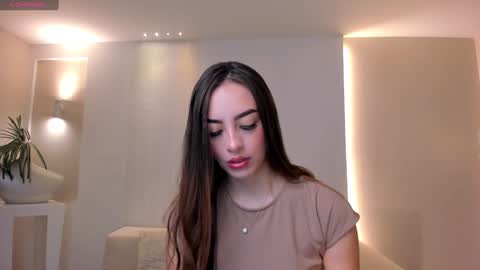 Snapshot of kaiaferreira chatting on 12.31.24 Kaia Ferreira online show from 12.31.24