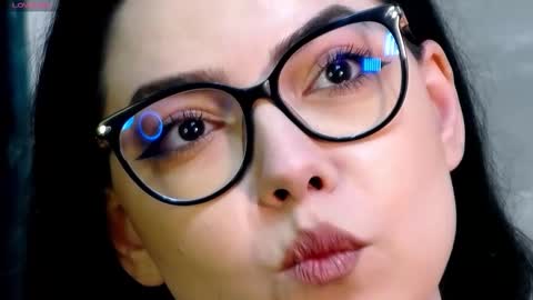 Kaila Lewis online show from 01.14.26