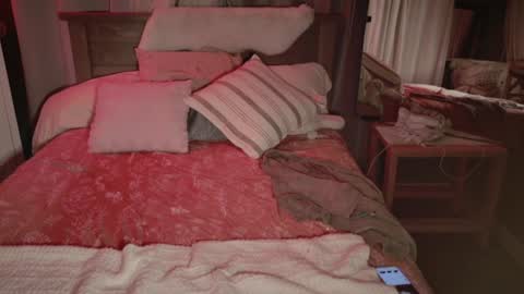 Snapshot of kaileeshy chatting on 12.05.25 Kailee Smile online show from 12.05.25