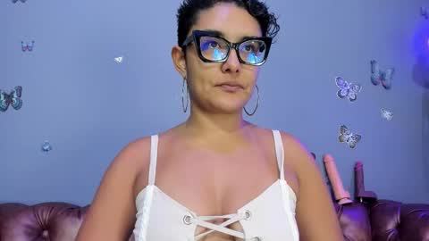 kaira_mosse_ online show from 10.15.25