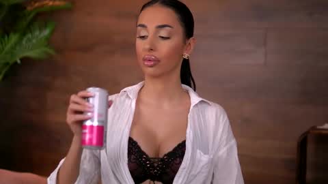 Kaira online show from 02.20.26