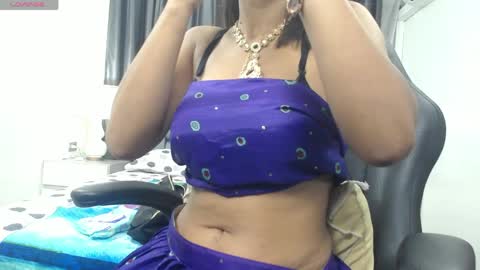 Kaira online show from 05.04.26