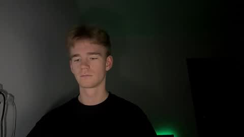 Snapshot of kairaven chatting on 11.17.25 Vlad online show from 11.17.25