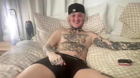 Snapshot of kairoknox chatting on 03.01.26 Kairo Kox online show from 03.01.26