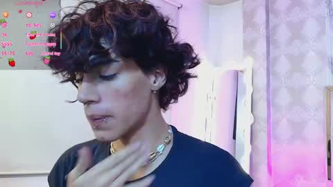 Snapshot of kaisage_tay chatting on 04.08.26 kaisage_tay online show from 04.08.26