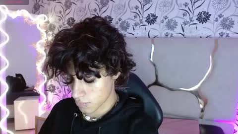 Snapshot of kaisage_tay chatting on 04.20.26 kaisage_tay online show from 04.20.26