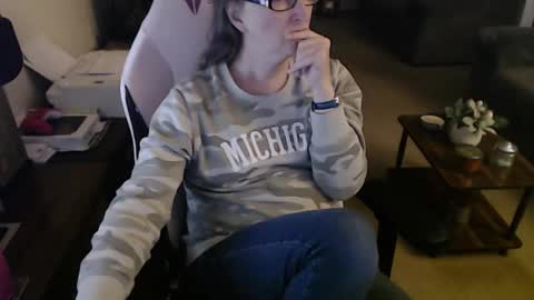 Snapshot of kait331 chatting on 02.25.26 Camprincess331 online show from 02.25.26