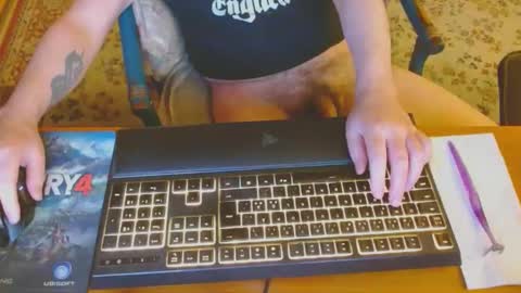 Snapshot of kaiuty chatting on 12.27.24 Leon online show from 12.27.24