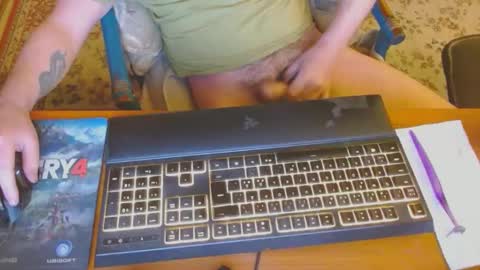 Snapshot of kaiuty chatting on 01.16.25 Leon online show from 01.16.25