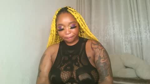 Snapshot of kakey_love chatting on 12.31.24 kakey love online show from 12.31.24