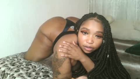 Snapshot of kakey_love chatting on 01.10.25 kakey love online show from 01.10.25