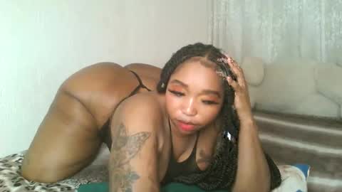 Snapshot of kakey_love chatting on 01.11.25 kakey love online show from 01.11.25