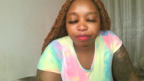 Snapshot of kakey_love chatting on 10.08.25 kakey love online show from 10.08.25