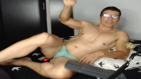 Snapshot of kale_19 chatting on 02.23.25 Kale online show from 02.23.25