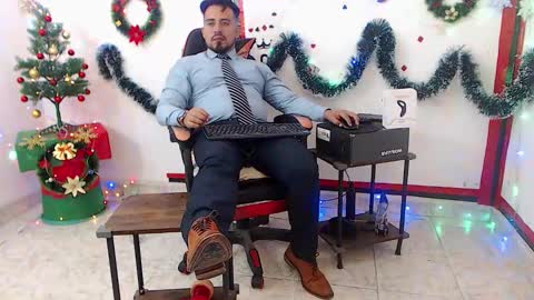 Kaleth online show from 11.26.25