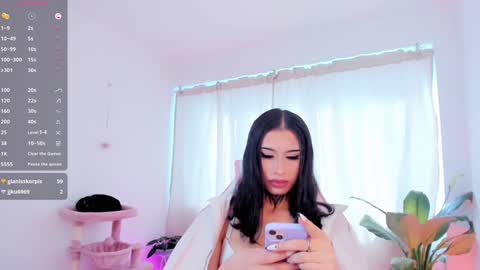 Snapshot of kali_ka chatting on 01.22.25 Kali Ka Please help me with your thumbs up its important dont forget my birthday on October 26 online show from 01.22.25