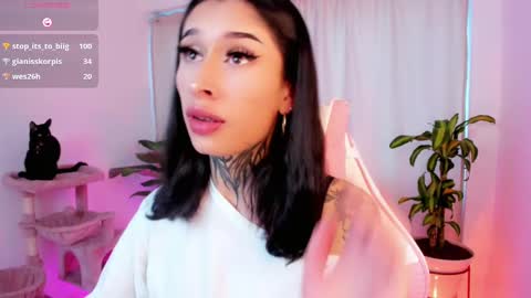 Snapshot of kali_ka chatting on 02.11.25 Kali Ka Please help me with your thumbs up its important dont forget my birthday on October 26 online show from 02.11.25