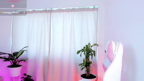 Snapshot of kali_ka chatting on 03.05.25 Kali Ka Please help me with your thumbs up its important dont forget my birthday on October 26 online show from 03.05.25