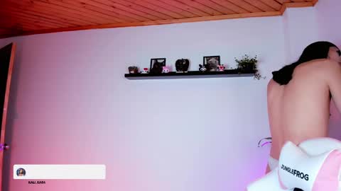 Snapshot of kali_ka chatting on 10.31.25 Kali Ka Please help me with your thumbs up its important dont forget my birthday on October 26 online show from 10.31.25