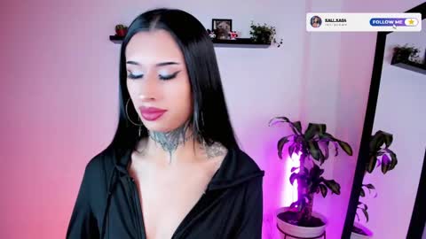 Snapshot of kali_ka chatting on 11.10.25 Kali Ka Please help me with your thumbs up its important dont forget my birthday on October 26 online show from 11.10.25