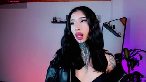 Snapshot of kali_ka chatting on 06.29.26 Kali Ka Please help me with your thumbs up its important dont forget my birthday on October 26 online show from 06.29.26