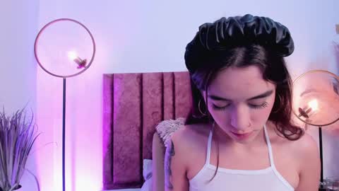 Snapshot of kalimonroee chatting on 01.18.25 KaliMonroe online show from 01.18.25