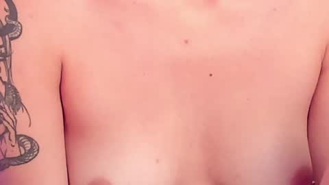 Snapshot of kalimonroee chatting on 01.27.25 KaliMonroe online show from 01.27.25