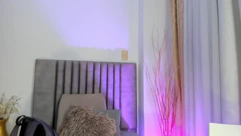 Snapshot of kalimonroee chatting on 02.05.25 KaliMonroe online show from 02.05.25