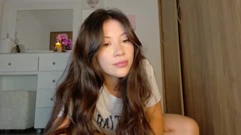 Snapshot of kalindi_ chatting on 03.19.26 ONLY FANS cami0777 FANSLY Camilabcruz777 instagram online show from 03.19.26