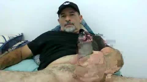 kaliu2021 online show from 10.29.25