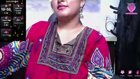 Snapshot of kalpananaisha_ chatting on 02.28.25 Alisha online show from 02.28.25