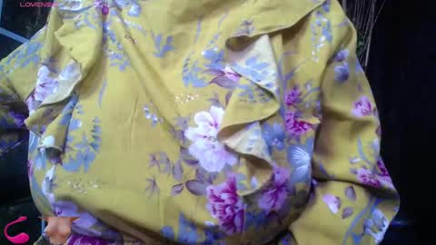 Snapshot of kalpananaisha_ chatting on 09.17.25 Alisha online show from 09.17.25