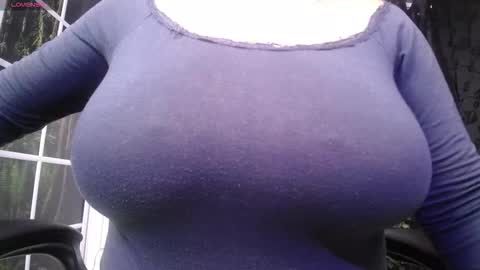 Snapshot of kalpananaisha_ chatting on 10.15.25 Alisha online show from 10.15.25