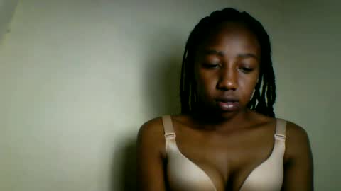 Snapshot of kalyssia_belle chatting on 07.06.26 kalyssia_belle online show from 07.06.26