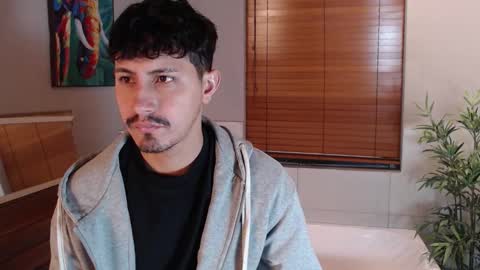 Snapshot of kamal_wolff chatting on 02.11.26 jhon online show from 02.11.26