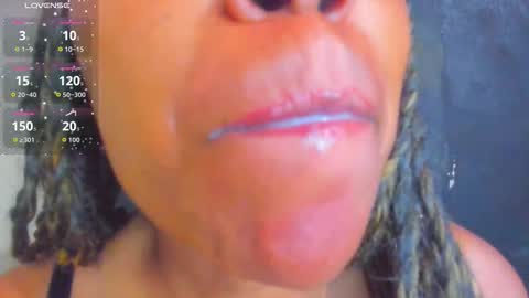 Snapshot of kamariafyre chatting on 11.03.25 Kamaria Fyre online show from 11.03.25