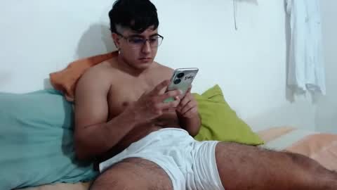 Snapshot of kamenov07 chatting on 12.29.24 kamenov07 online show from 12.29.24