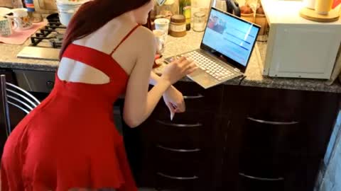 Kamila online show from 04.15.26