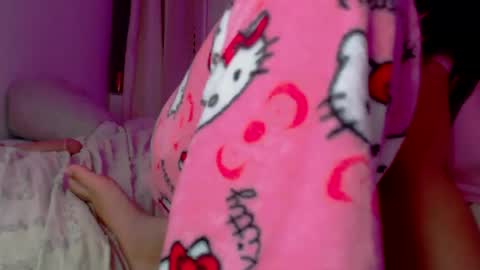 Snapshot of kamila_french chatting on 12.03.24 Kamila online show from 12.03.24