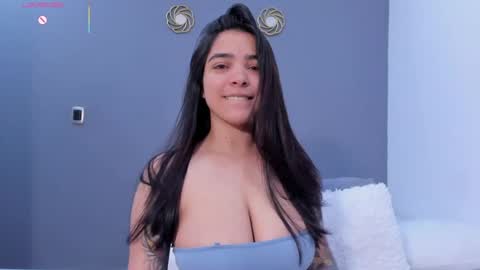 Snapshot of kamilabetancourt chatting on 07.12.26 Kamila Betancourt online show from 07.12.26