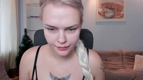 Camila online show from 12.05.25